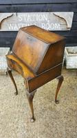 Antique Queen Anne Walnut Bureau (5 of 5) Antique Queen Anne Walnut Bureau (5 of 5)