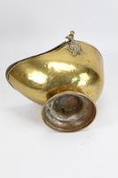 Victorian Brass Helmet Coal Scuttle (5 of 13) Victorian Brass Helmet Coal Scuttle (5 of 13)