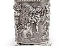 Ornate Victorian Electro Formed Silver Plated Lidded Tankard with Figural Scenes of Musicians (10 of 13) Ornate Victorian Electro Formed Silver Plated Lidded Tankard with Figural Scenes of Musicians (10 of 13)
