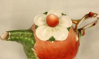 Antique Strawberry Small Teapot (5 of 6) Antique Strawberry Small Teapot (5 of 6)