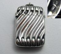 Good Quality CHESTER Antique Victorian 1899 Solid Sterling Silver English Wrythen Vesta Case Match Box. John Millward Banks (3 of 11) Good Quality CHESTER Antique Victorian 1899 Solid Sterling Silver English Wrythen Vesta Case Match Box. John Millward Banks (3 of 11)