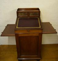 Victorian Mahogany Davenport attributed to Gillow (12 of 12) Victorian Mahogany Davenport attributed to Gillow (12 of 12)