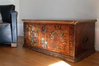 19th century painted pine coffer with floral artwork to the front (2 of 19) 19th century painted pine coffer with floral artwork to the front (2 of 19)