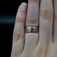 Antique Fancy Engraved Floral Patterned 9ct 9K Gold Stacking Band Ring (3 of 9) Antique Fancy Engraved Floral Patterned 9ct 9K Gold Stacking Band Ring (3 of 9)