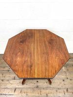 Late Victorian Antique Walnut Octagonal Centre Table (6 of 11) Late Victorian Antique Walnut Octagonal Centre Table (6 of 11)