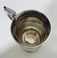 18th Century Georgian Solid Sterling Silver Tankard (11 of 16) 18th Century Georgian Solid Sterling Silver Tankard (11 of 16)