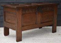 Handsome 17th Century Small Proportioned Oak Coffer c.1680 (2 of 13) Handsome 17th Century Small Proportioned Oak Coffer c.1680 (2 of 13)