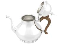 Sterling Silver Teapot - Vintage 1975 (5 of 9) Sterling Silver Teapot - Vintage 1975 (5 of 9)