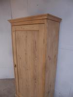 Victorian Antique Pine 1 Door Linen / Kitchen Storage Cupboard to wax / paint (2 of 8) Victorian Antique Pine 1 Door Linen / Kitchen Storage Cupboard to wax / paint (2 of 8)