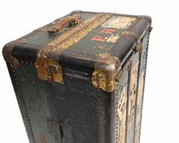 Vintage Steamer Trunk Luggage Case Harrison and Co New York (8 of 28) Vintage Steamer Trunk Luggage Case Harrison and Co New York (8 of 28)