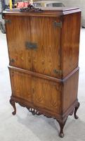 1940s Elegant Walnut Drinks Cabinet (4 of 5) 1940s Elegant Walnut Drinks Cabinet (4 of 5)