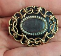 Antique Victorian Mourning Brooch, 9ct Gold Black Enamel (10 of 10) Antique Victorian Mourning Brooch, 9ct Gold Black Enamel (10 of 10)
