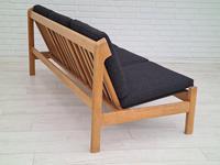 Danish Design by Børge Mogensen, Sofa Model 217, Completely Reupholstered 1970s, Furniture Wool, Oak (4 of 13) Danish Design by Børge Mogensen, Sofa Model 217, Completely Reupholstered 1970s, Furniture Wool, Oak (4 of 13)