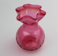 Unusual Arts & Crafts Cranberry & Vaseline Glass Vase 19th Century (4 of 6) Unusual Arts & Crafts Cranberry & Vaseline Glass Vase 19th Century (4 of 6)
