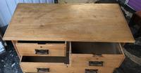 Arts And Crafts Glasgow Style antique 2 over 3 Chest of Drawers in Blond Oak (6 of 8) Arts And Crafts Glasgow Style antique 2 over 3 Chest of Drawers in Blond Oak (6 of 8)