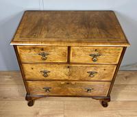 Attractive Walnut Chest of Drawers (2 of 7) Attractive Walnut Chest of Drawers (2 of 7)
