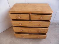 Superb Victorian Large Antique Pine 5 Drawer Chest of Drawers (8 of 8) Superb Victorian Large Antique Pine 5 Drawer Chest of Drawers (8 of 8)