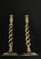 Pair of Late Victorian Brass Open Twist Candlesticks (4 of 4) Pair of Late Victorian Brass Open Twist Candlesticks (4 of 4)