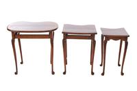 Walnut Nest of 3 Kidney Shape Tables c.1930 (5 of 7) Walnut Nest of 3 Kidney Shape Tables c.1930 (5 of 7)
