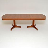 1960's Vintage Walnut Extending Dining Table by Robert Heritage (3 of 11) 1960's Vintage Walnut Extending Dining Table by Robert Heritage (3 of 11)