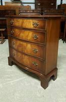 Reprodux Bevan Funnell Mahogany Chest of Drawers (5 of 9) Reprodux Bevan Funnell Mahogany Chest of Drawers (5 of 9)
