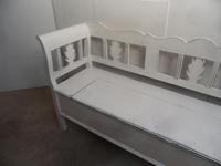 A Lovely White Motif 3/4 Seater Antique/Old Pine Kitchen/Hall Box Settle/ Bench (8 of 9) A Lovely White Motif 3/4 Seater Antique/Old Pine Kitchen/Hall Box Settle/ Bench (8 of 9)