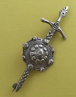 Robert Allison Scottish Silver Kilt Pin Glasgow 1953 (3 of 4) Robert Allison Scottish Silver Kilt Pin Glasgow 1953 (3 of 4)