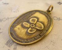Vintage Pocket Watch Chain Fob 1950s Rms Queen Mary Ships Brass Propeller Fob (6 of 8) Vintage Pocket Watch Chain Fob 1950s Rms Queen Mary Ships Brass Propeller Fob (6 of 8)