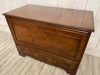 Walnut Mule Chest (4 of 4) Walnut Mule Chest (4 of 4)