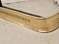 Small Victorian Pierced Brass Fender (5 of 5) Small Victorian Pierced Brass Fender (5 of 5)