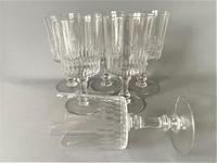 Fine Set of Six French Cut Glass Wine Goblets (3 of 5) Fine Set of Six French Cut Glass Wine Goblets (3 of 5)