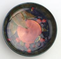 A Good William Moorcroft Pottery Pomegranate Dish C.1913-15 (3 of 6) A Good William Moorcroft Pottery Pomegranate Dish C.1913-15 (3 of 6)