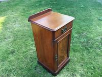 Victorian Mahogany Bedside Cabinet (3 of 4) Victorian Mahogany Bedside Cabinet (3 of 4)