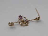 Edwardian 9ct Gold Garnet & Pearl Brooch (4 of 4) Edwardian 9ct Gold Garnet & Pearl Brooch (4 of 4)