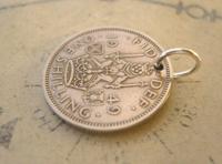 Vintage Pocket Watch Chain Fob 1949 Lucky Silver One Shilling 5d Old Coin Fob (3 of 6) Vintage Pocket Watch Chain Fob 1949 Lucky Silver One Shilling 5d Old Coin Fob (3 of 6)