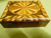 Specimen Wood Trinket Box. C1880 (9 of 12) Specimen Wood Trinket Box. C1880 (9 of 12)