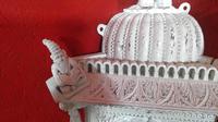 Antique Burmese Carved Corner Unit (5 of 7) Antique Burmese Carved Corner Unit (5 of 7)