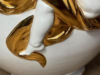 Beautiful Hollywood Regency Style Oversized Porcelain & Terracotta Cherub Floor Vase (48 of 52) Beautiful Hollywood Regency Style Oversized Porcelain & Terracotta Cherub Floor Vase (48 of 52)