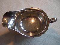 Silver Sauce Boat Hallmarked Sheffield 1960 (4 of 4) Silver Sauce Boat Hallmarked Sheffield 1960 (4 of 4)