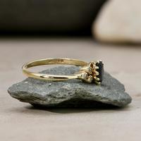 The Vintage Sapphire & Diamond 9ct Gold Ring (5 of 5) The Vintage Sapphire & Diamond 9ct Gold Ring (5 of 5)