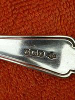 6 x Vintage Sterling Silver Hallmarked Large Soup Spoons 1940 A E Poston & Co Ltd 408g (6 of 7) 6 x Vintage Sterling Silver Hallmarked Large Soup Spoons 1940 A E Poston & Co Ltd 408g (6 of 7)