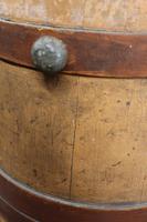American 19th Century Oyster Barrel (9 of 9) American 19th Century Oyster Barrel (9 of 9)
