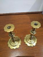 Pair of Georgian Brass Petal Based Candlesticks (3 of 3) Pair of Georgian Brass Petal Based Candlesticks (3 of 3)