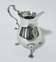 Antique Victorian Solid Silver Milk Jug (6 of 12) Antique Victorian Solid Silver Milk Jug (6 of 12)