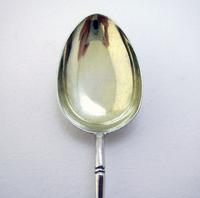 Antique Wang Hing Chinese Man Novelty Export Solid Silver Tea Spoon Bamboo, China c.1900 (3 of 8) Antique Wang Hing Chinese Man Novelty Export Solid Silver Tea Spoon Bamboo, China c.1900 (3 of 8)