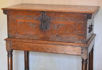 Italian Renaissance Cedar Box on Later Stand (2 of 13) Italian Renaissance Cedar Box on Later Stand (2 of 13)