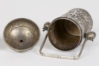 Chinese Pair of Qing Silver Metal Handled Lidded Containers (8 of 22) Chinese Pair of Qing Silver Metal Handled Lidded Containers (8 of 22)