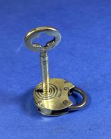 Victorian Brass Working Padlock & Original Key c.1880 (4 of 6) Victorian Brass Working Padlock & Original Key c.1880 (4 of 6)