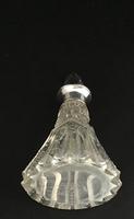 Silver Top & Cut Glass Scent Bottle (4 of 4) Silver Top & Cut Glass Scent Bottle (4 of 4)