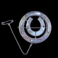 Antique Victorian Scottish Montrose Agate Horseshoe Brooch Silver c.1860 (2 of 7) Antique Victorian Scottish Montrose Agate Horseshoe Brooch Silver c.1860 (2 of 7)